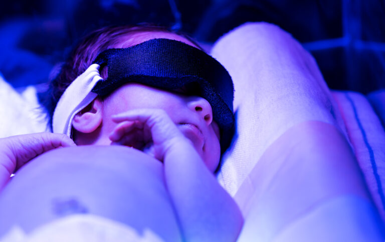 Debunking Myths About LED Red Light Therapy: What You Need to Know